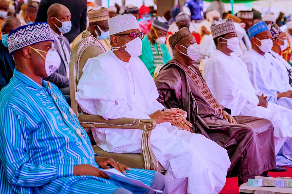 PRESIDENT BUHARI URGES STRONGER SYNERGY WITH STATES TO DEVELOP INFRASTRUCTURE, CALLS ON NATIONAL ASSEMLY TO PASS WATER BILL