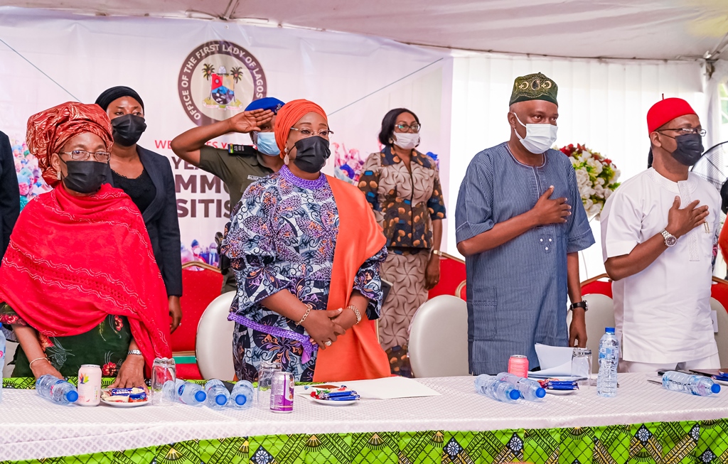 PRESIDENT BUHARI CONDOLES WITH DR COSMAS MADUKA, FAMILY OVER WIFE’S PASSING