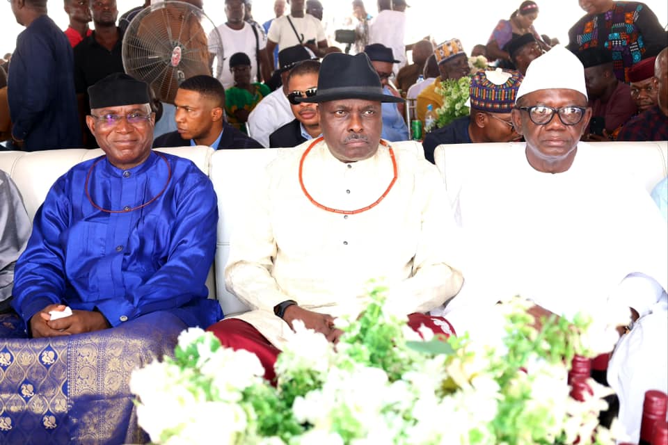 RIGHT OF REPLY: SENATOR OMO-AGEGE’S PETITION AGAINST RT. HON. OBOREVWORI REMAINS ROCK-SOLID AND PROVEN; IGNORE THE ROUBLEROUSERS, AS WE AWAIT THE TRIBUNAL’S JUDGMENT
